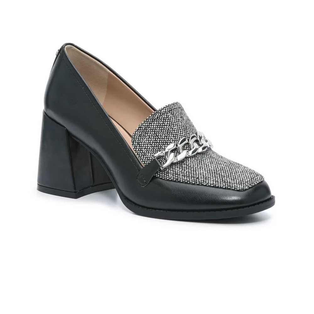 Kelly & Katie Tonnia Black and Gray Women's Loafer with Chain Detail - size 9.5